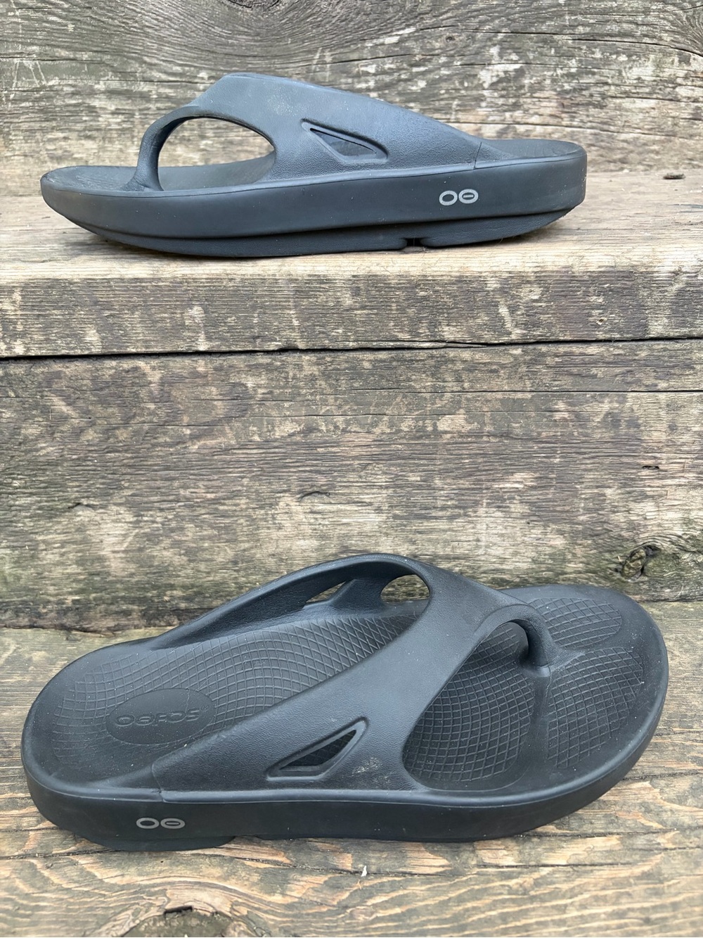 OOFOS Black Thong Recovery Sandals M8 W10 - Picture 2 of 6